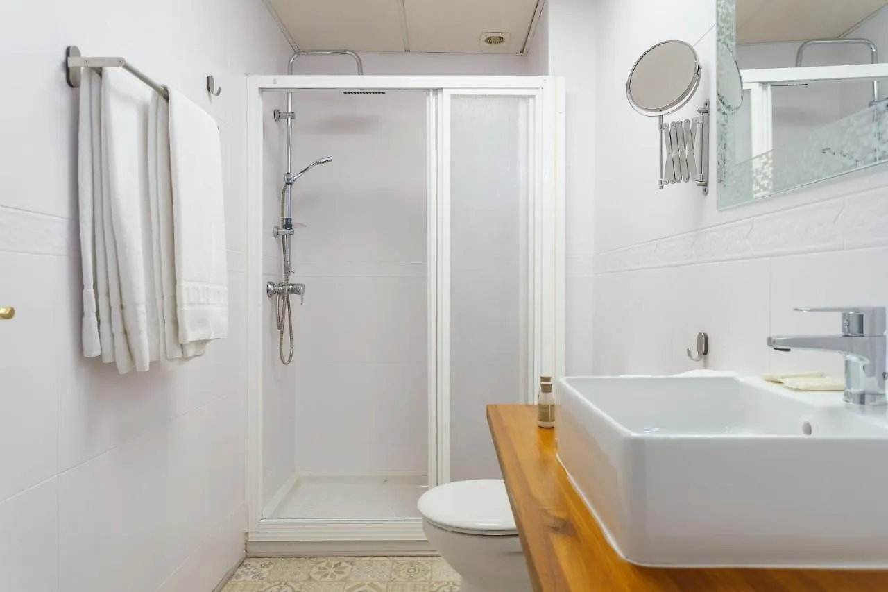Apartamentos Baiti Ρόντα 0*,