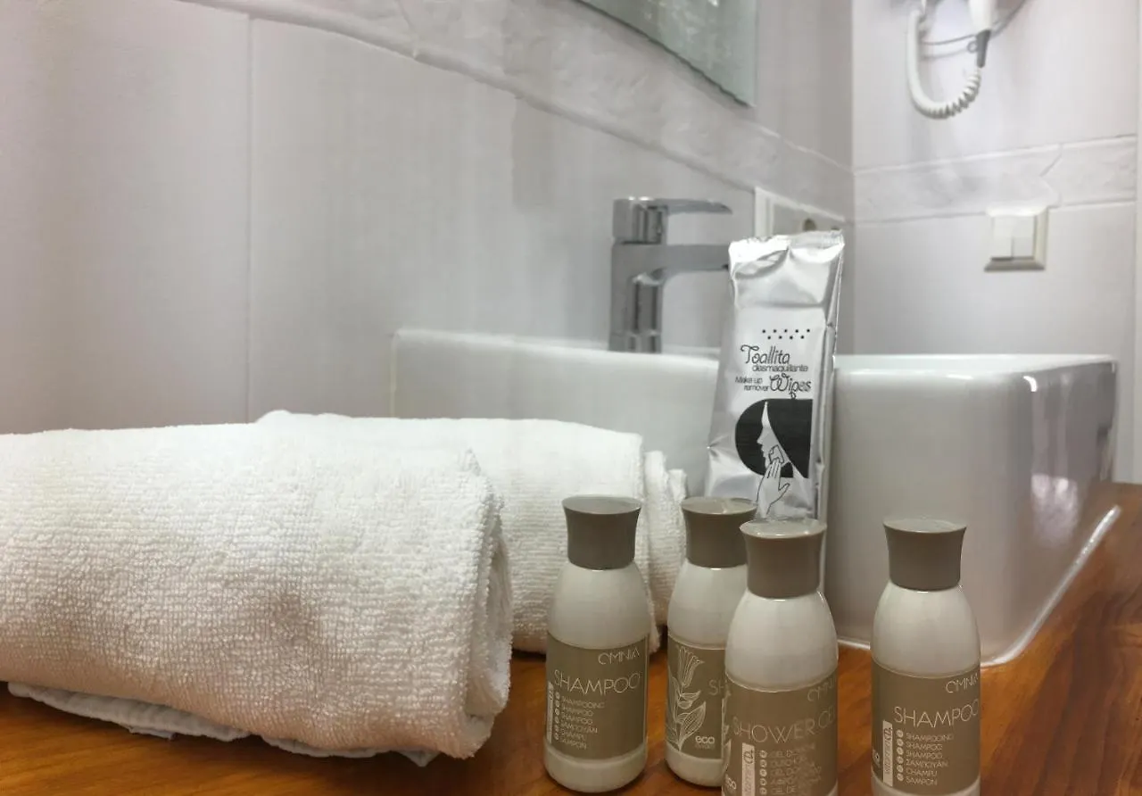 Apartamentos Baiti Ρόντα 0*,  Ισπανία